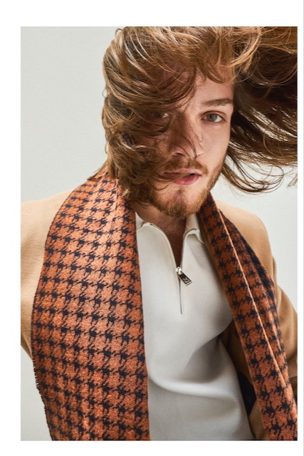 Ünlü oyuncu Korcan Kol